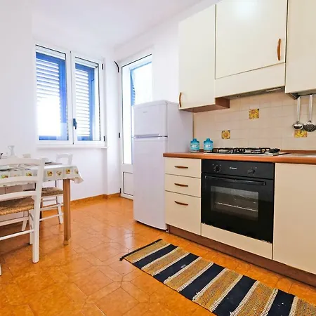 De Finibus Terrae Леука